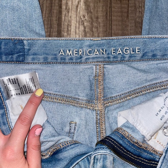 American Eagle Mom Jeans - Picture 3 of 4
